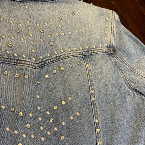 BlankNYC Distressed Denim Jacket - Picture 6 of 11